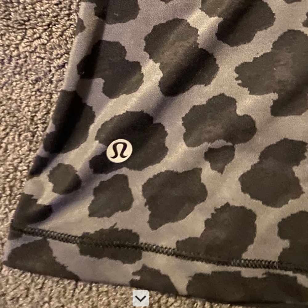 Lululemon One soldier Tank top - Picture 4 of 4